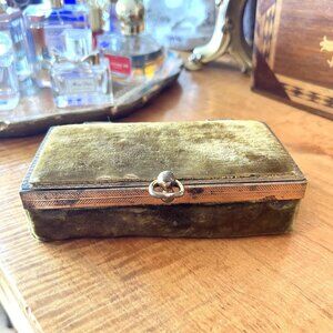 Antique Early 1900's Victorian Green Velvet Jewelry Box With Gold-Tone Clasp & H
